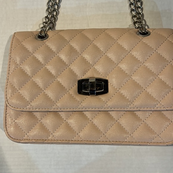 Express Women's Natural Quilted Chain Strap Shoulder Bag Pale Pink Small - Picture 2 of 5